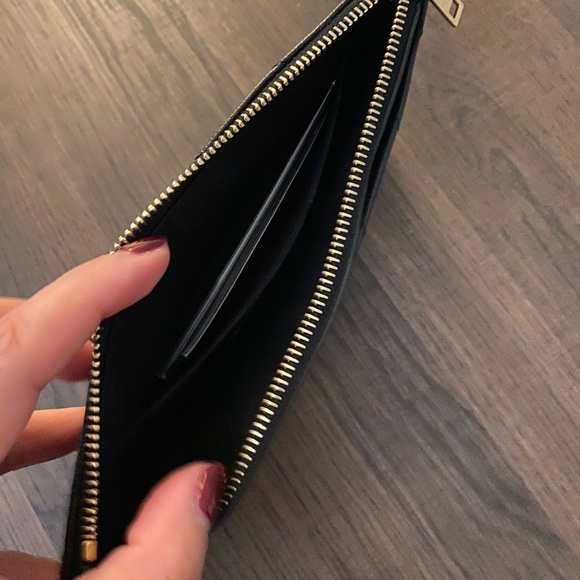 Saint Laurent Sleek Black Box - Picture 5 of 9